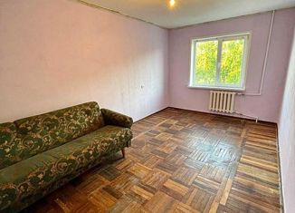 Продам 1-комнатную квартиру, 32 м2, Нальчик, улица Ю.А. Гагарина, 18к2, район Аэропорт