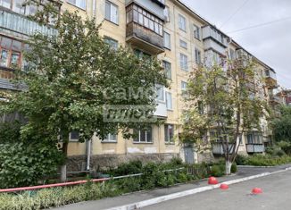 2-комнатная квартира на продажу, 44 м2, Курган, Пролетарская улица, 38