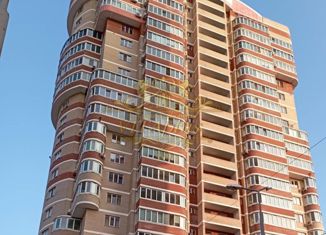 Продажа 2-ком. квартиры, 82.7 м2, Артём, улица Фрунзе, 8/2