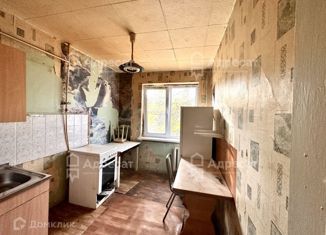 Продаю комнату, 50.6 м2, Волгоград, Дзержинский район, улица Танкистов, 16