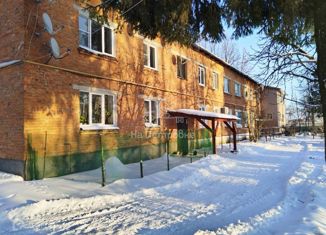 Продается 1-ком. квартира, 32.3 м2, село Богословское, улица Дубровских, 6