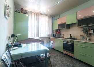 Продам 1-ком. квартиру, 40.7 м2, Ковров, улица Строителей, 28