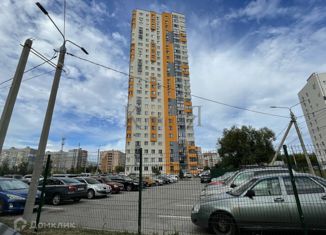 Продается трехкомнатная квартира, 98 м2, Рязань, улица Зубковой, 18к8