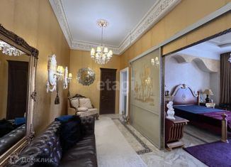 Продается четырехкомнатная квартира, 250 м2, Екатеринбург, улица Белинского, 32, улица Белинского