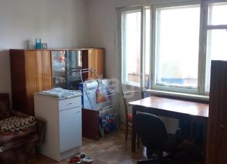 Продается 2-комнатная квартира, 44 м2, Екатеринбург, улица Патриотов, 10, улица Патриотов