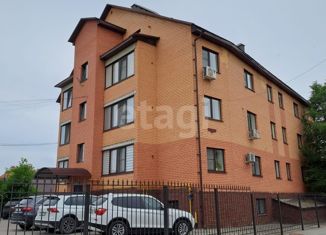 Продам 4-комнатную квартиру, 135 м2, Липецк, район Студёнки, улица 4-я Пятилетка, 1