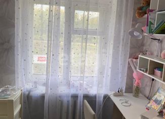 Продажа 2-комнатной квартиры, 45.2 м2, Златоуст, улица Аносова, 221