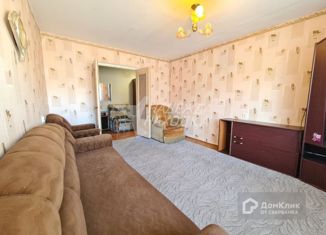 Продам трехкомнатную квартиру, 59.2 м2, поселок Береговой, Восточный проспект, 5