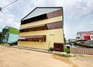 Продажа дома, 300 м2, станица Голубицкая, Центральная улица