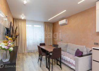 Продается 3-ком. квартира, 81.4 м2, Тюмень, улица Владислава Крапивина, 8