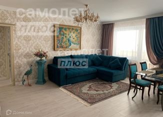 Продается четырехкомнатная квартира, 99 м2, Астрахань, улица Куликова, 25
