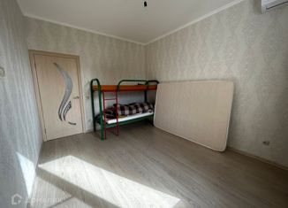 Продается 3-комнатная квартира, 70 м2, Ростов-на-Дону, улица Скачкова, 52, ЖК Акварель