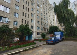 Продам 3-ком. квартиру, 62.3 м2, Орёл, улица Кузнецова, 10, микрорайон Силикатный