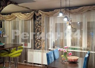 Продаю 3-ком. квартиру, 65 м2, Зеленогорск, улица Энергетиков, 10