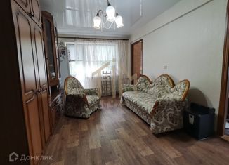 Продаю четырехкомнатную квартиру, 59.5 м2, Омская область, проспект Королёва, 14Б