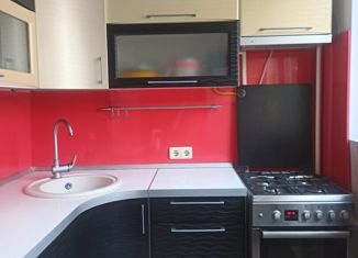 Продаю трехкомнатную квартиру, 60.6 м2, Санкт-Петербург, Наличная улица, 40к1, метро Приморская