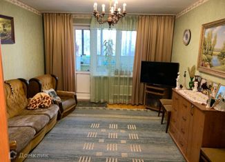 Продается 3-комнатная квартира, 64 м2, Екатеринбург, улица Новгородцевой, 11, улица Новгородцевой