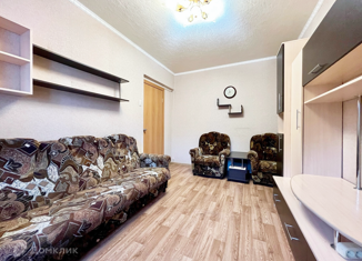 Продам 1-комнатную квартиру, 30 м2, Челябинск, улица Молодогвардейцев, 60, Калининский район