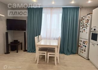 Продам 3-комнатную квартиру, 65.5 м2, Нижнекамск, проспект Шинников, 47