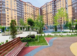 Продается 2-комнатная квартира, 83 м2, Каспийск, ЖК Family, Кавказская улица, 31