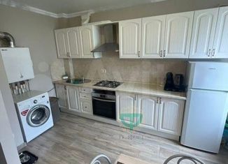 Продам 1-ком. квартиру, 40 м2, Геленджик, Дивноморская улица, 37к13, ЖК Столичный квартал