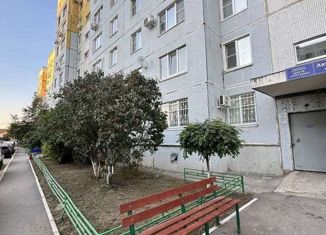 Продам 2-ком. квартиру, 50 м2, Тольятти, Автозаводское шоссе, 43, Центральный район