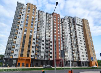 Продается 3-комнатная квартира, 97.6 м2, поселение Десёновское, Кварцевая улица, 5к3