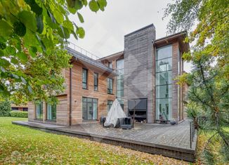 Продам дом, 800 м2, поселок Мозжинка