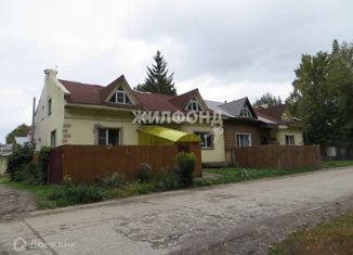 2-ком. квартира на продажу, 113.6 м2, поселок Агролес, улица Мичурина, 1А