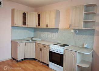 Продажа двухкомнатной квартиры, 55.2 м2, Псковская область, Ипподромная улица, 135