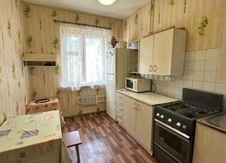Продажа 2-комнатной квартиры, 59.5 м2, Астраханская область, Жилая улица, 9к5