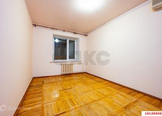 2-комнатная квартира на продажу, 68 м2, посёлок городского типа Яблоновский, Дорожная улица, 214