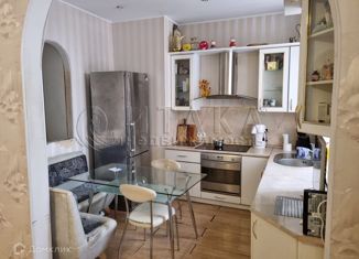 3-ком. квартира на продажу, 73.5 м2, Санкт-Петербург, улица Беринга, 10, улица Беринга