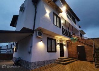 Продам таунхаус, 200 м2, Геленджик, улица Майи Осичевой, 59