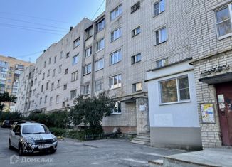 Продажа двухкомнатной квартиры, 50.4 м2, Курск, улица Гоголя, 47