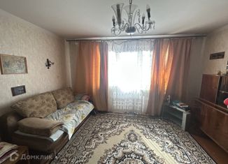 Продажа 2-комнатной квартиры, 52.3 м2, Миасс, проспект Макеева, 42