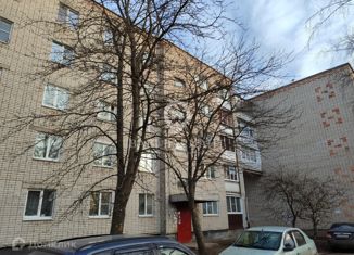 Сдам в аренду 1-комнатную квартиру, 32 м2, Ярославская область, набережная Космонавтов, 51
