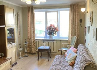 Продается трехкомнатная квартира, 67 м2, Чебоксары, Калининский район, проспект Тракторостроителей, 34