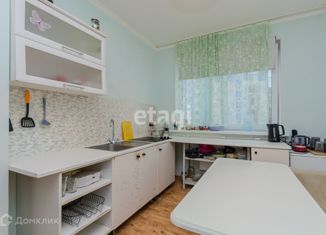 Сдам 2-комнатную квартиру, 58 м2, Краснодар, улица имени 40-летия Победы, 115