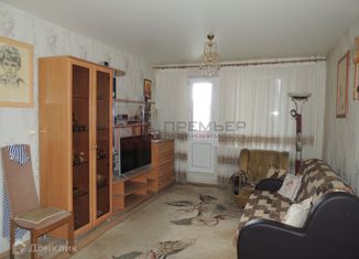 Продам 3-ком. квартиру, 90 м2, Волгоградская область, Шекснинская улица, 26