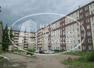 Продам 1-ком. квартиру, 33.1 м2, Добрянка, улица Герцена, 40А