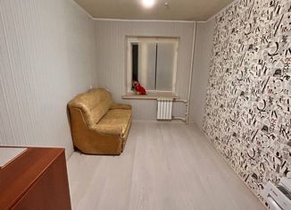 Сдается в аренду комната, 14 м2, Киров, улица Ивана Попова, 14А