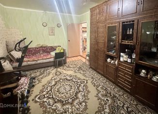 3-комнатная квартира на продажу, 60.8 м2, Волгоградская область, улица Нефтяников, 1