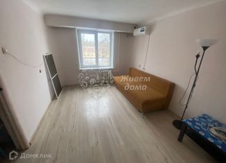 Продам однокомнатную квартиру, 27 м2, Волжский, Молодежная улица, 36А