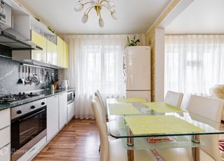 Продам 3-комнатную квартиру, 71 м2, Татарстан, улица Комиссара Габишева, 29А