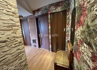 Продам 2-ком. квартиру, 51 м2, посёлок Мирный, Школьная улица, 5