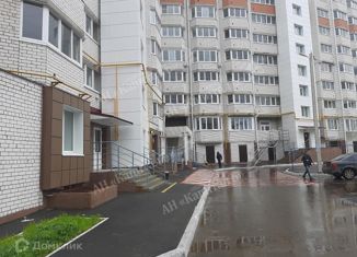 Продам 2-комнатную квартиру, 76 м2, Йошкар-Ола, Красноармейская улица, 98Б, микрорайон Гомзово