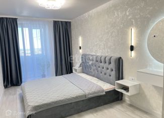Продается 2-комнатная квартира, 63 м2, Саратовская область, улица имени Ф.А. Блинова, 52Б