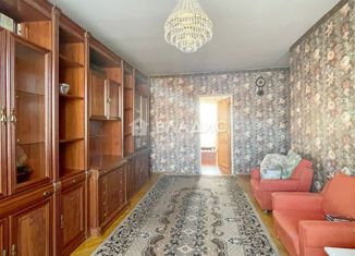 Продаю трехкомнатную квартиру, 63.6 м2, Москва, улица Милашенкова, 10, улица Милашенкова