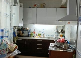 Продажа четырехкомнатной квартиры, 80 м2, Красноперекопск, 10-й микрорайон, 3